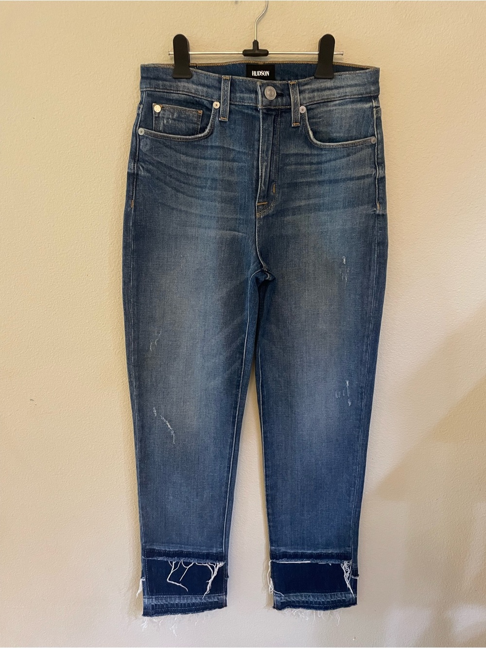 Hudson Jeans Women's Cropped Slim Jeans in Medium Blue Wash